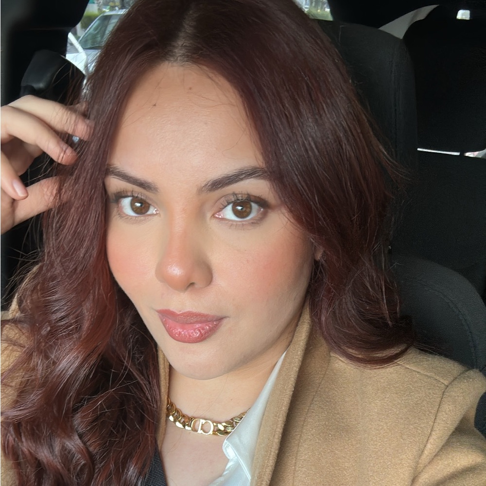 Meet your Posher, Lizbeth